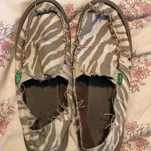 Sanuk shoes.
